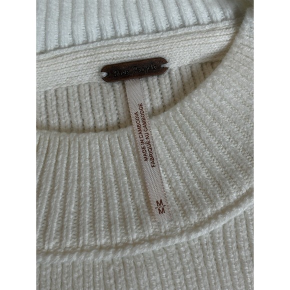 Free People Womens Sweater Size Medium White - Picture 3 of 4